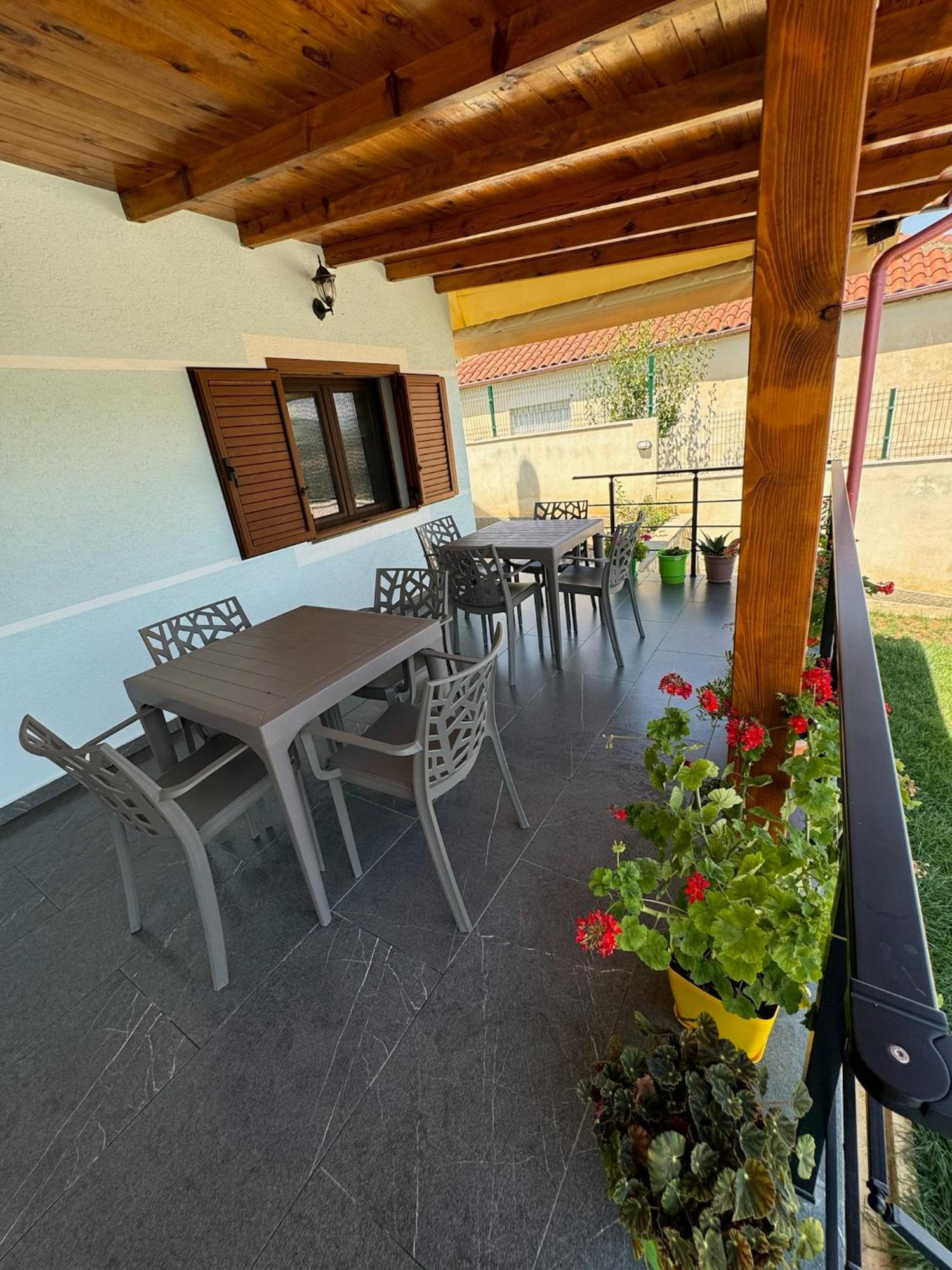 Villa Sana Rooms Përmet Eksteriør bilde